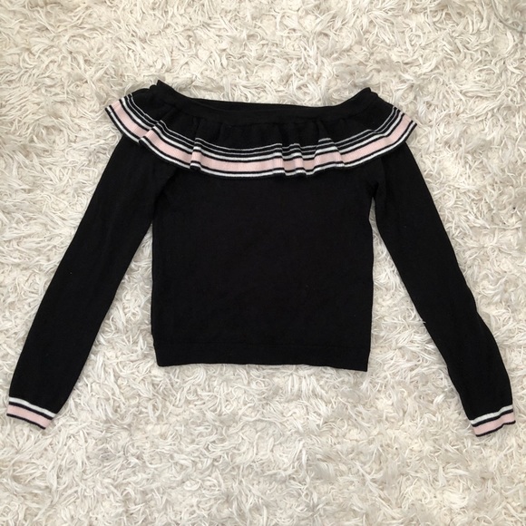 H&M Tops - Off The Shoulder Short Sweater